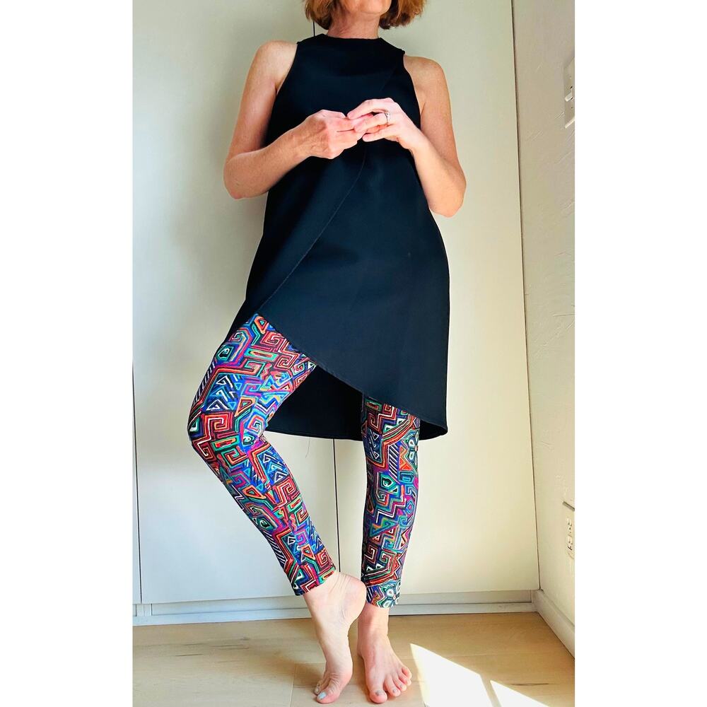 VTG 80s Printed Capri Style Leggings Size Med Made USA Cotton/Poly